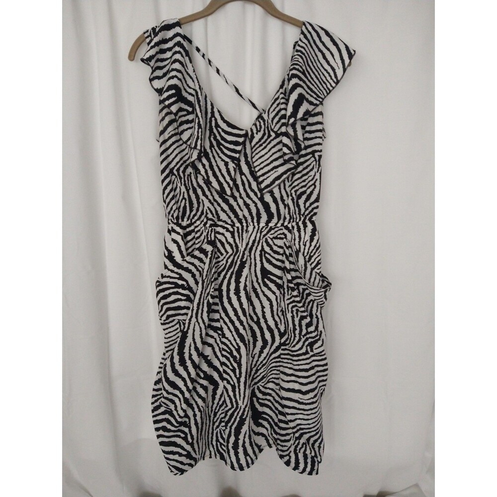 Wrapper Junior Size 1 Dress Zebra print sleeveless V-front Bodycon Festival